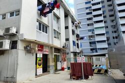 Ang Mo Kio Avenue 8 (D20), Shop House #613105641